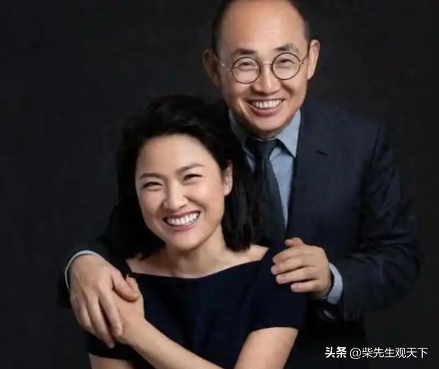 富豪离岸避税的时代彻底终结了！
 
潘石屹夫妇最近又成了热议的焦点。这回不是因为