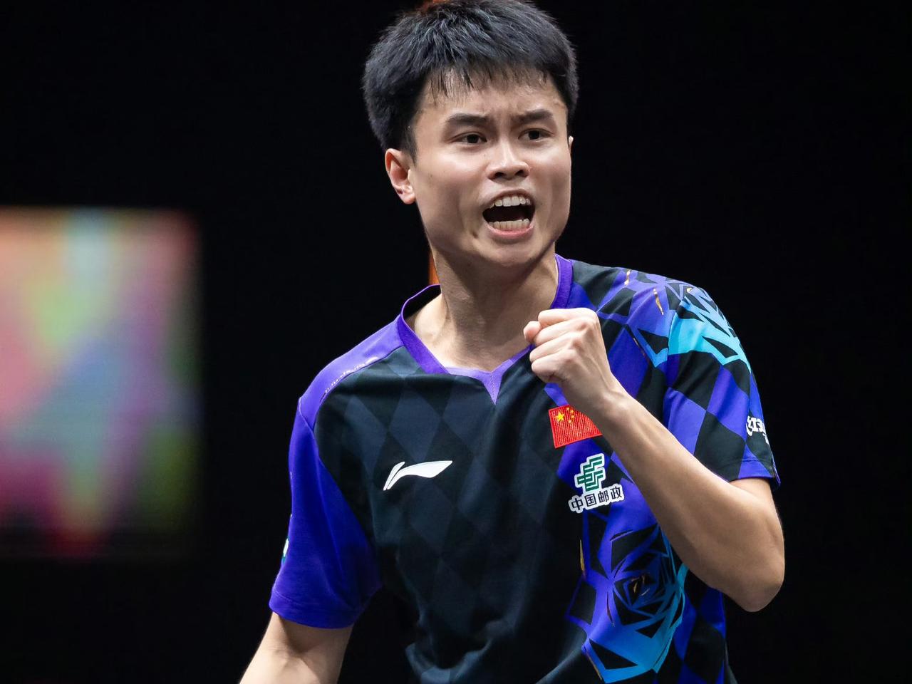 国乒上午时段的比赛赛果

混双1/4决赛
黄友政/陈熠3-0贾恩/达斯11-3，