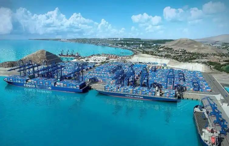 【美国觊觎秘鲁钱凯港】
        美国又开始搞小动作，盯上了中国和秘鲁合作