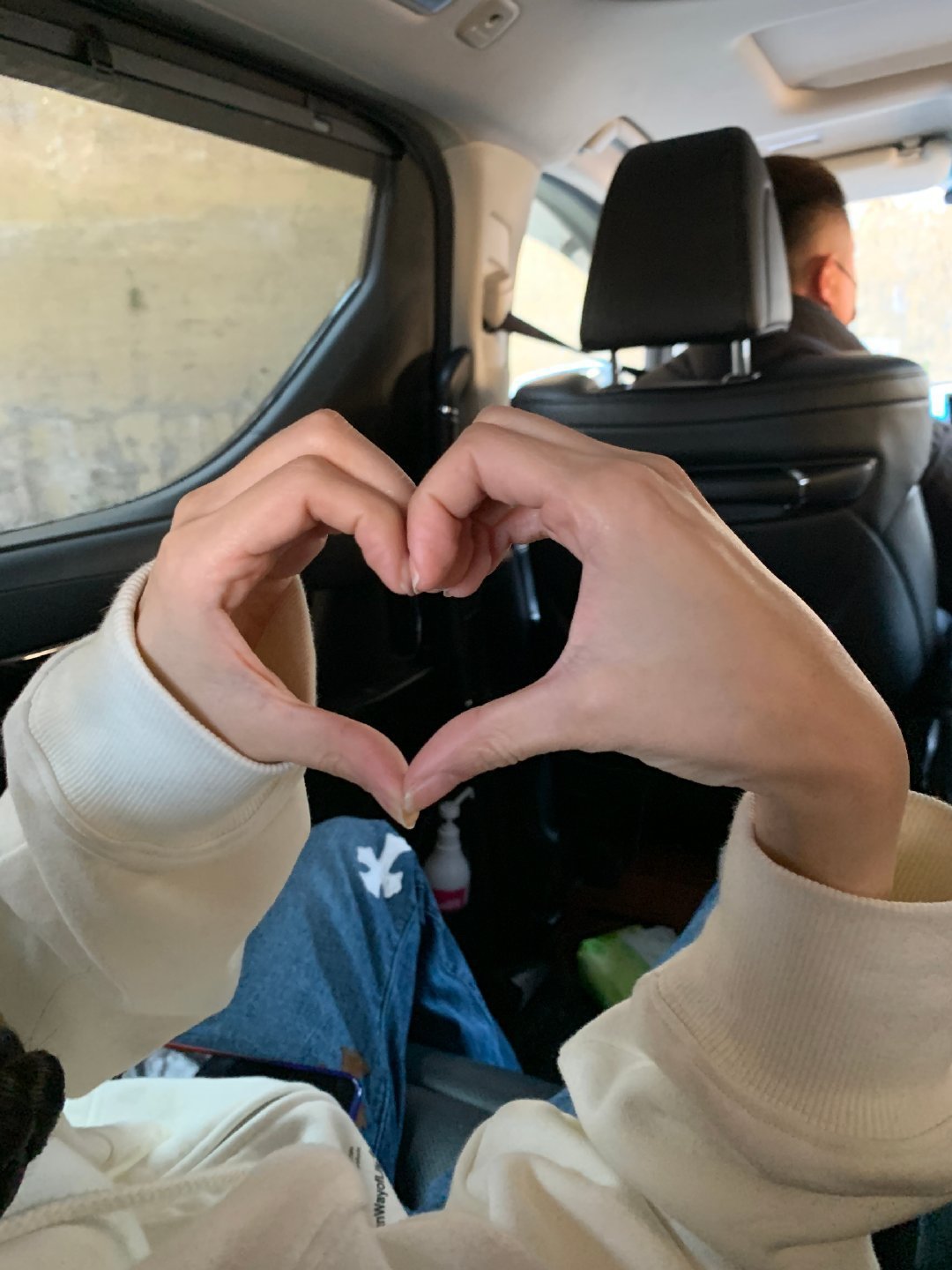 ⊹꙳🍽️◟✩🐰◟✩🤍⩊˚杨颖 ｜angelababy 捕捉一个比心小鼻这世
