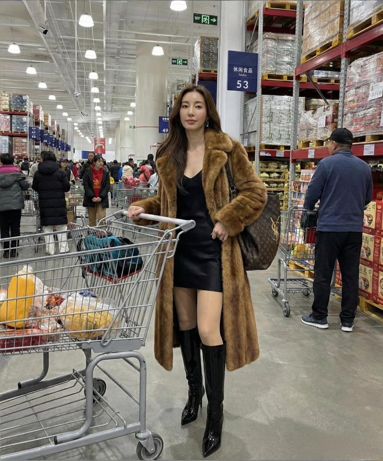 这一身穿搭怎么样