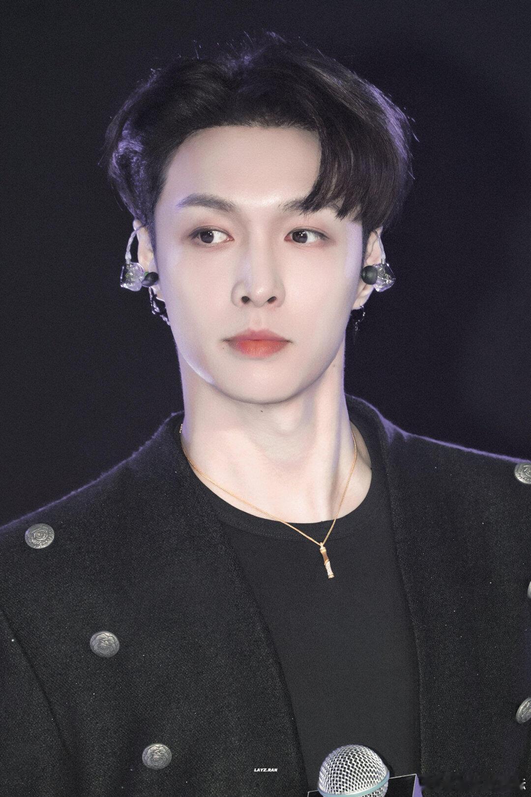 张艺兴担任功夫女足插曲制作人张艺兴是主演也是制作人 张艺兴担任功夫女足插曲制作人