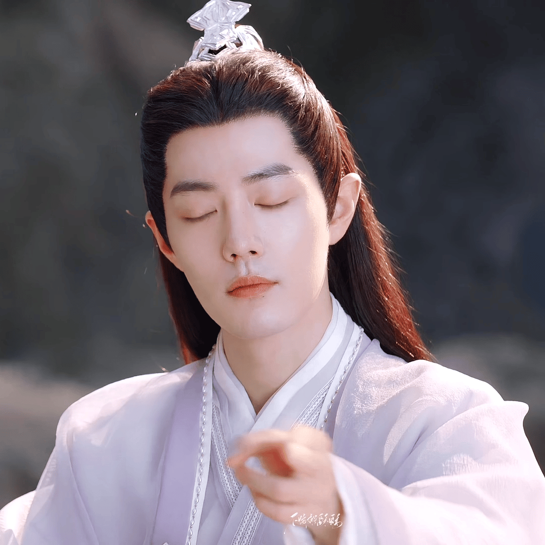 玉骨遥肖战玉骨遥 肖战时影 无论是什么身份你依旧是一心为天下苍生的时影