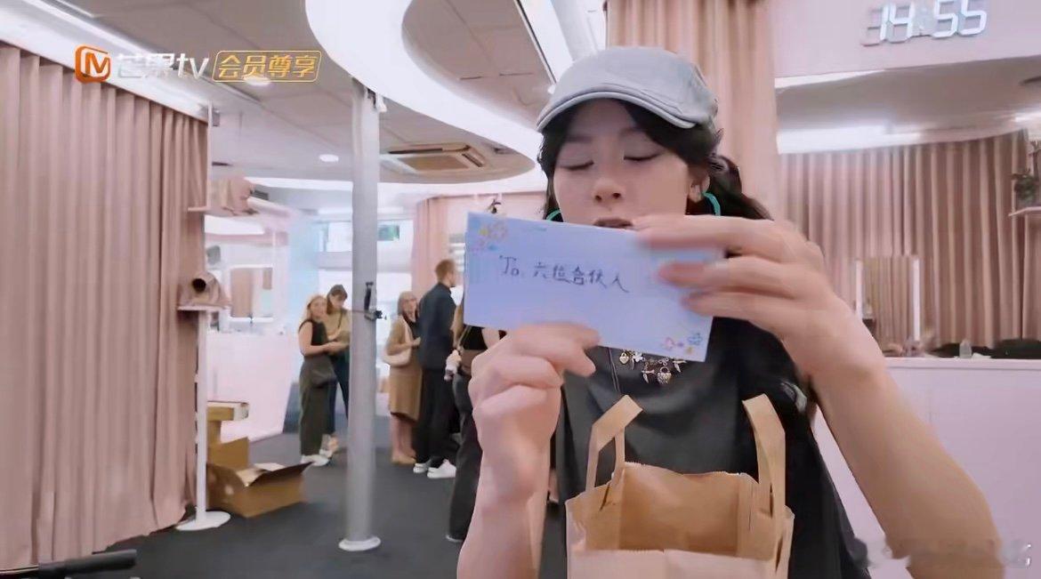 赵昭仪承认吧你也快爱上尚雯婕了 这是什么双向吸引名场面！尚雯婕的发言干货满满，赵