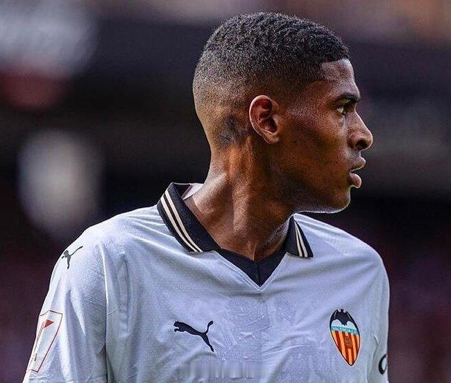 马竞又联系了莫斯克拉，但是瓦伦西亚还是希望留下他。（matteMoretto） 