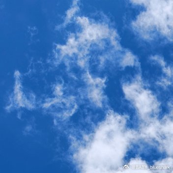 0000善良是无需成本却最珍贵的馈赠，人人皆可践行。主动帮长辈提重物，线上为困境