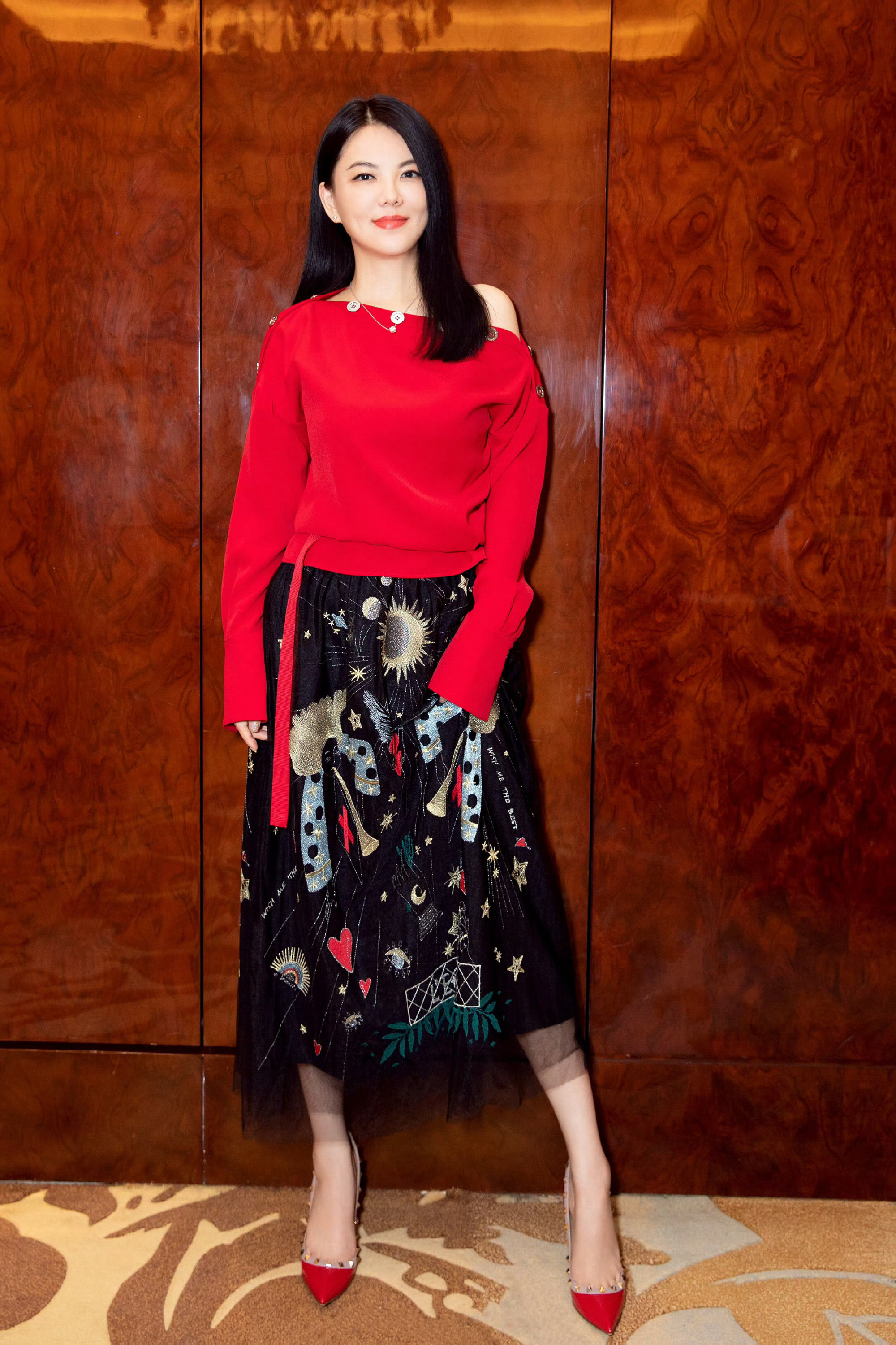 李湘全平台账号被禁止关注 她全平台账号被禁止关注🚫了……原因？ 