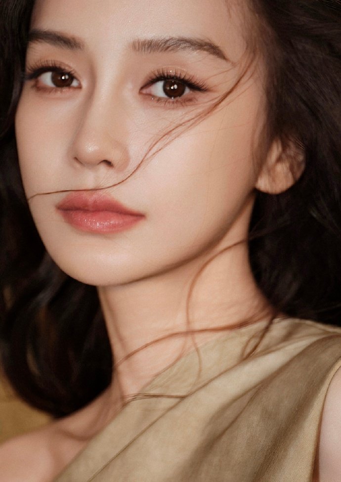 Angelababy看见文化的温度Angelababy静赏东方风骨和Angela