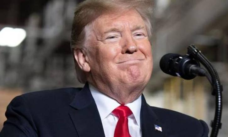 特朗普对格陵兰180度大转弯：不打了，也不加税了，谈得很好。放弃夺岛计划？特朗普