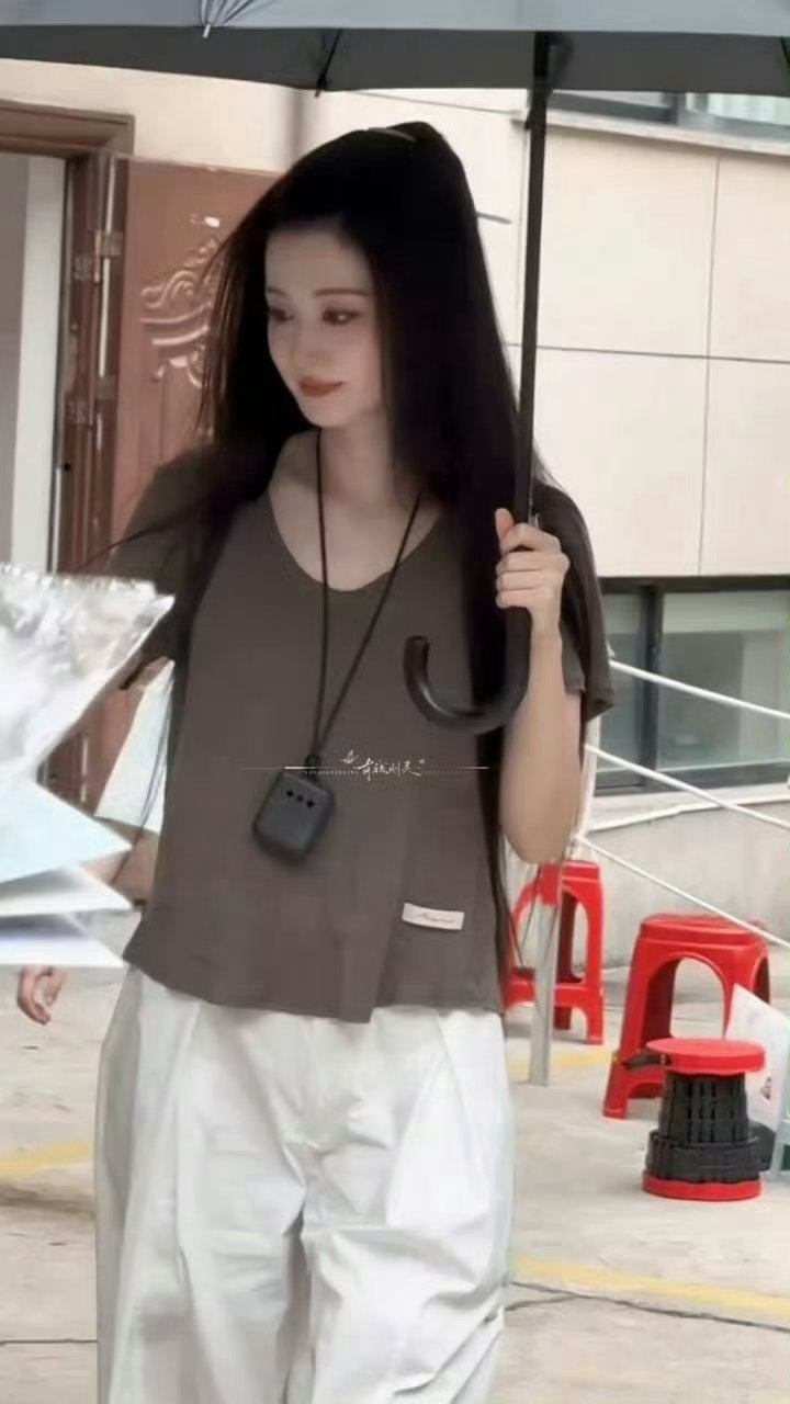 王楚然不敢翻脸只能挂个净化器自保王楚然好惨啊，是不是因为这个感冒才不好 