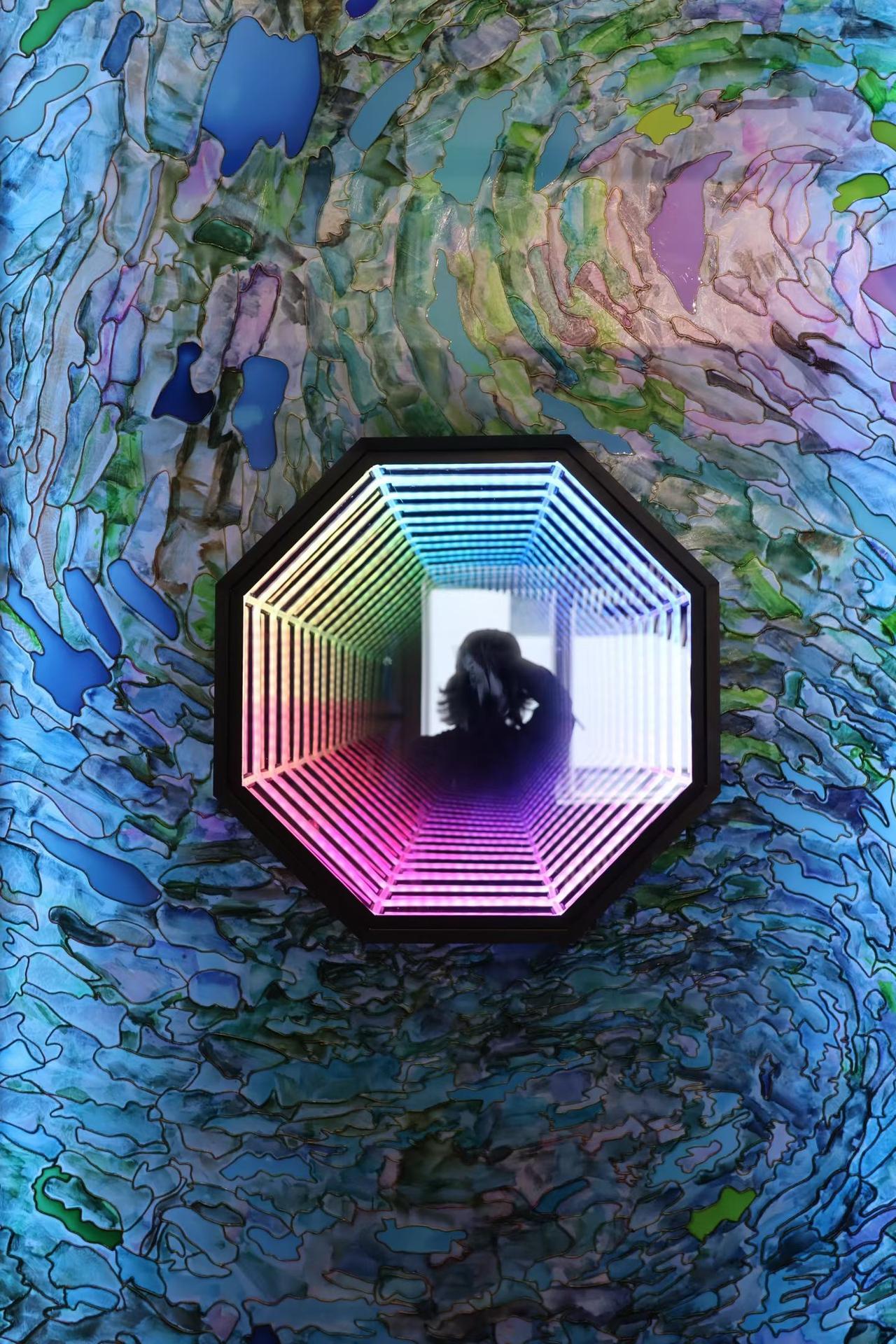 我希望头条给我一波流量，让我有信心去写作。要知道笔耕之路真的很辛苦。
