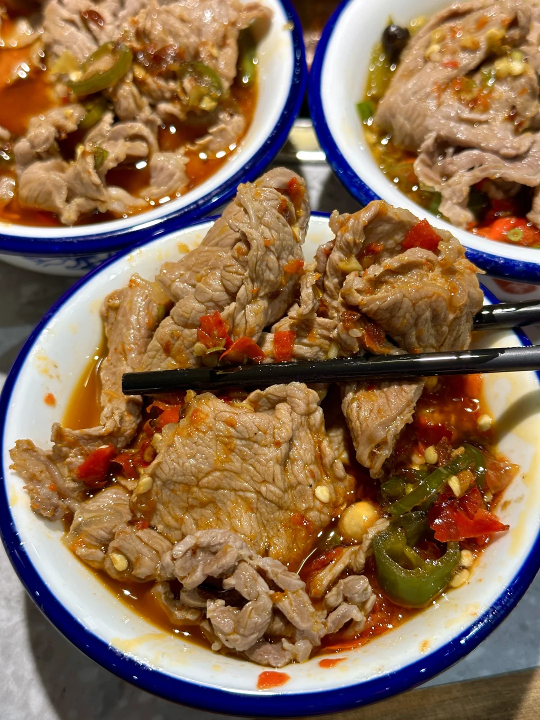 到丽江第一顿……拖着行李箱也一定要来这！！！