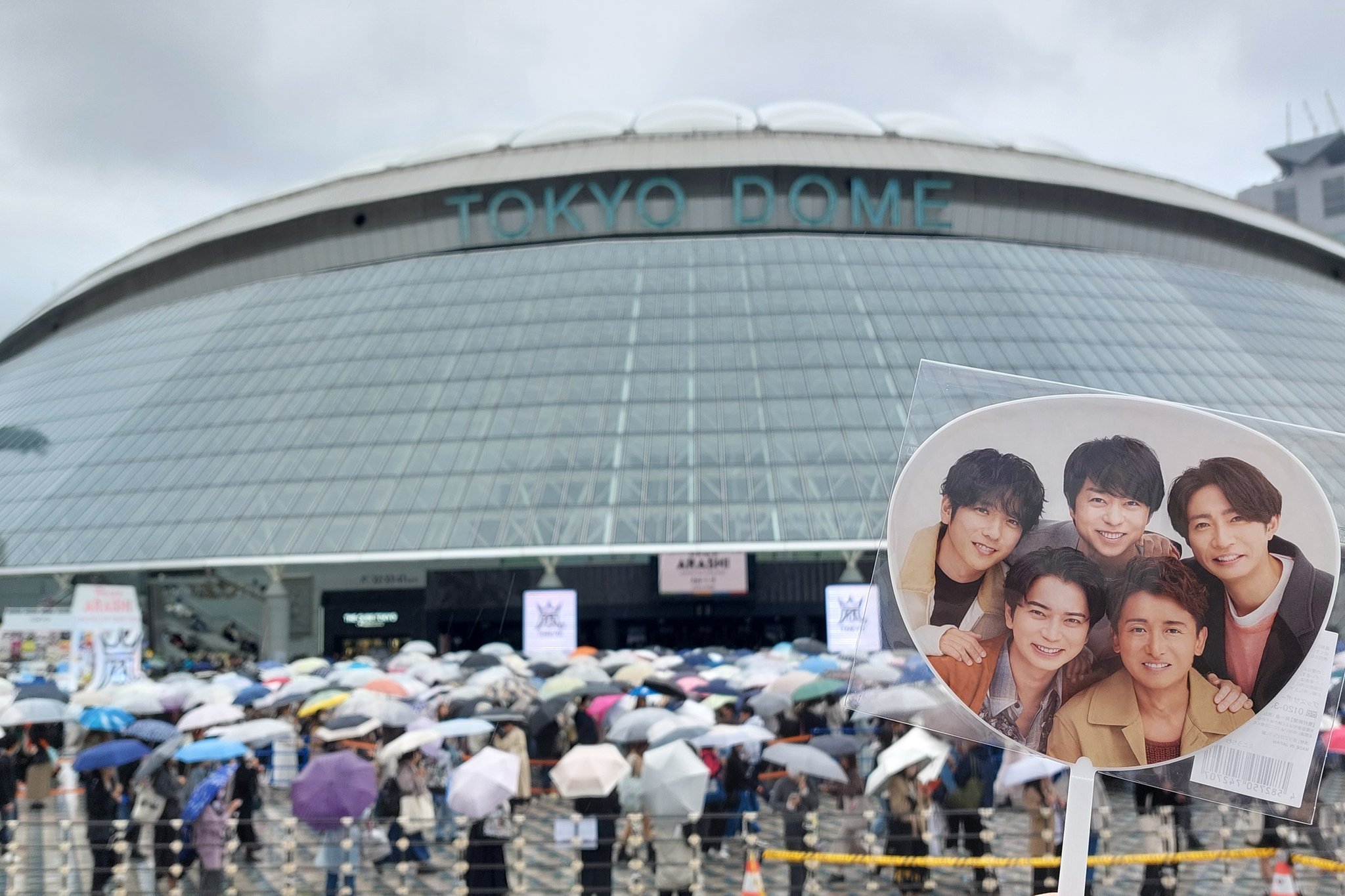 おかえり、嵐6年分の想いを、東京ドームで果然无论是什么时候，东蛋的效果都是最好的