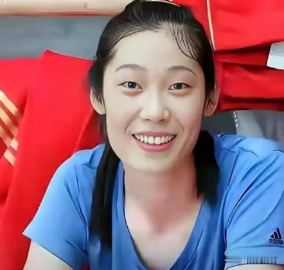 跳出薪资误区！朱婷意甲续约暗藏长远规划，霍启山南沙项目开启排球新格局
 
 
不
