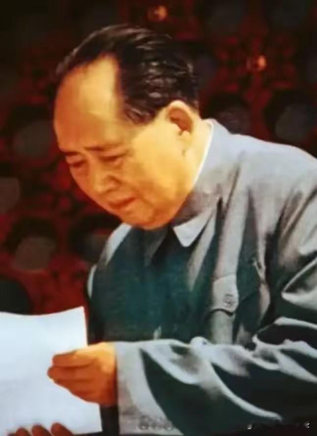 只有将毛泽东思想作为国家的指导思想，才能实现社会主义共同富裕。这是广大人民群众的