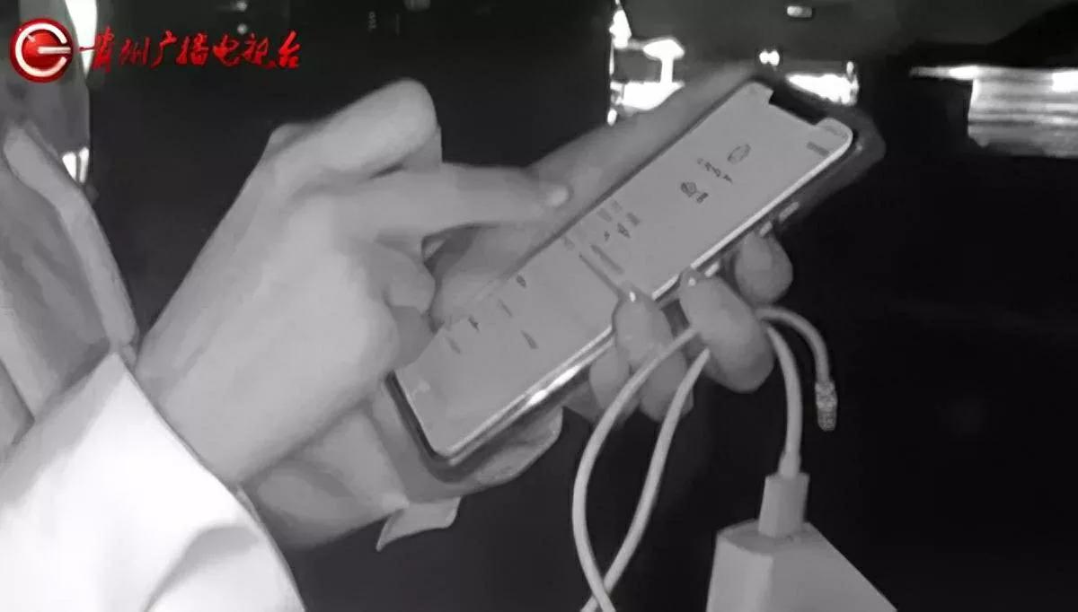 这司机也太不是东西了！重庆姑娘搭顺风车回珠海，

私付600块省了260，结果被