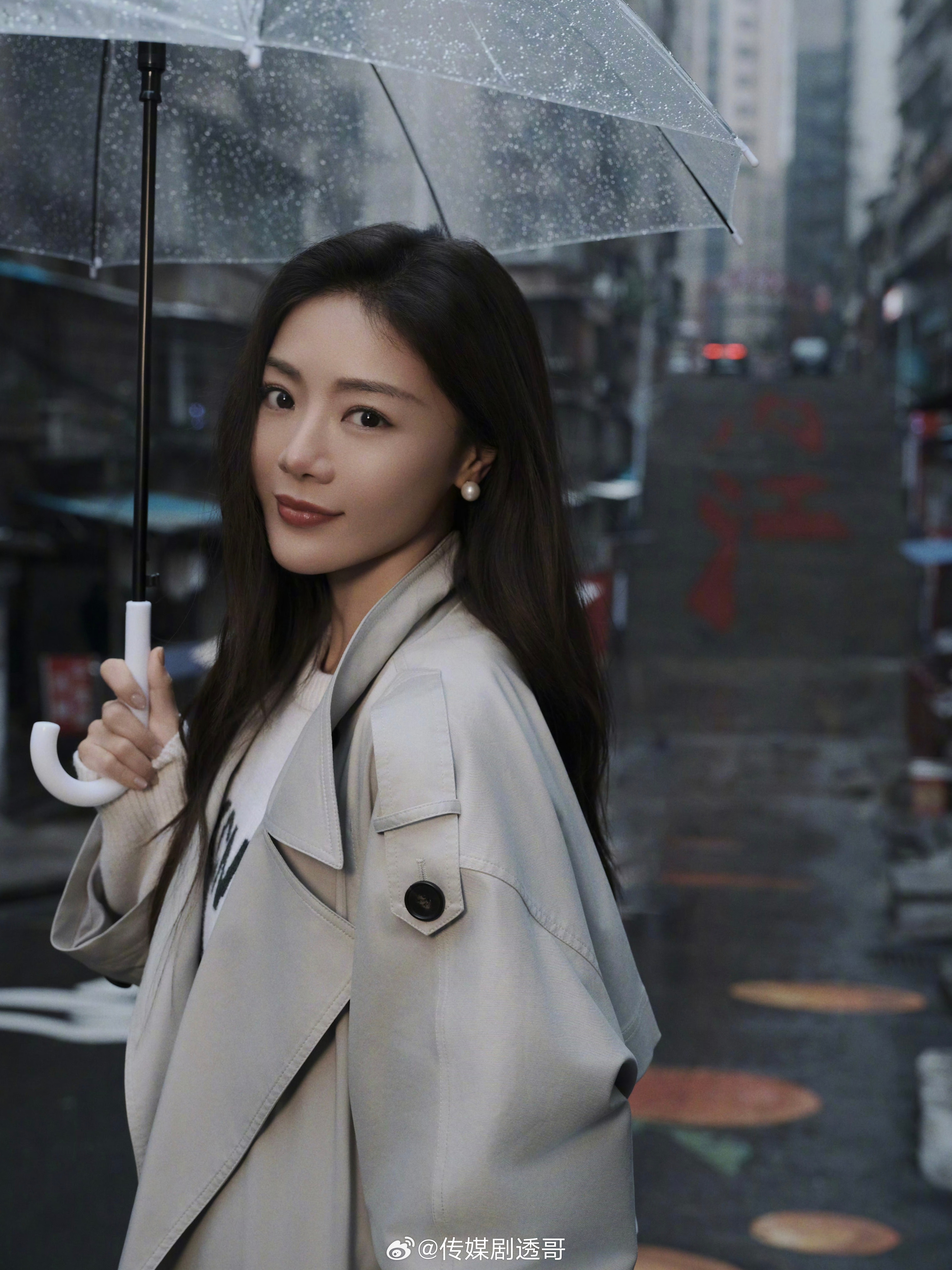 邓家佳加盟浪姐2026，小姨妈来了乘风2026