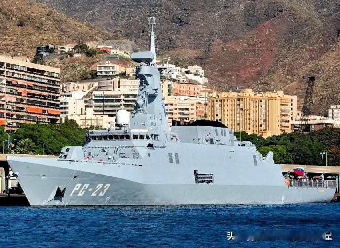 委内瑞拉致电北京后，派大批军舰出现护油轮出港，考验白宫的时候到了！

12月17