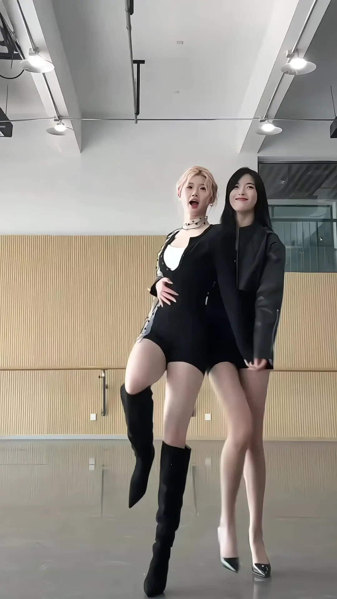 “你敢实名观看吗”