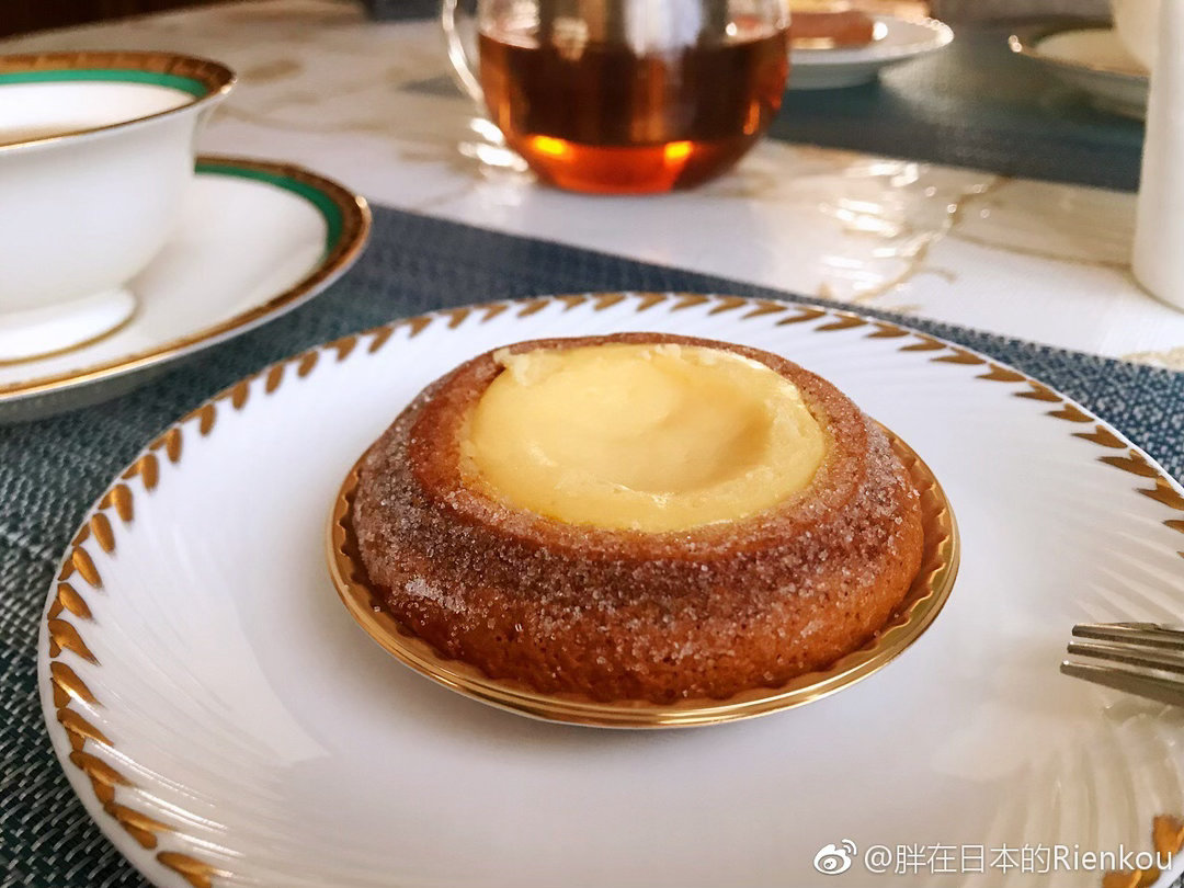 【搬运】2018年09月28日早红茶☕️➕芝士蛋挞🥧我家ジジ吃了一口后说：“好