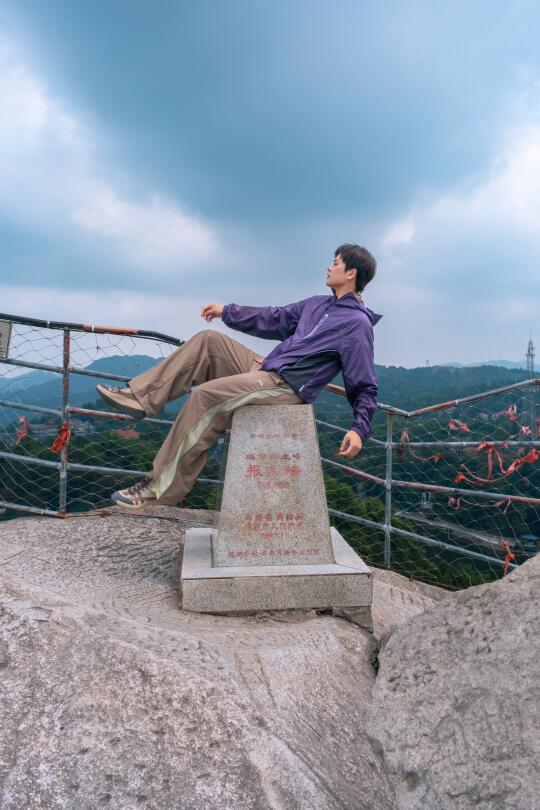 拉爆了，爬鸡公山一定别学我…