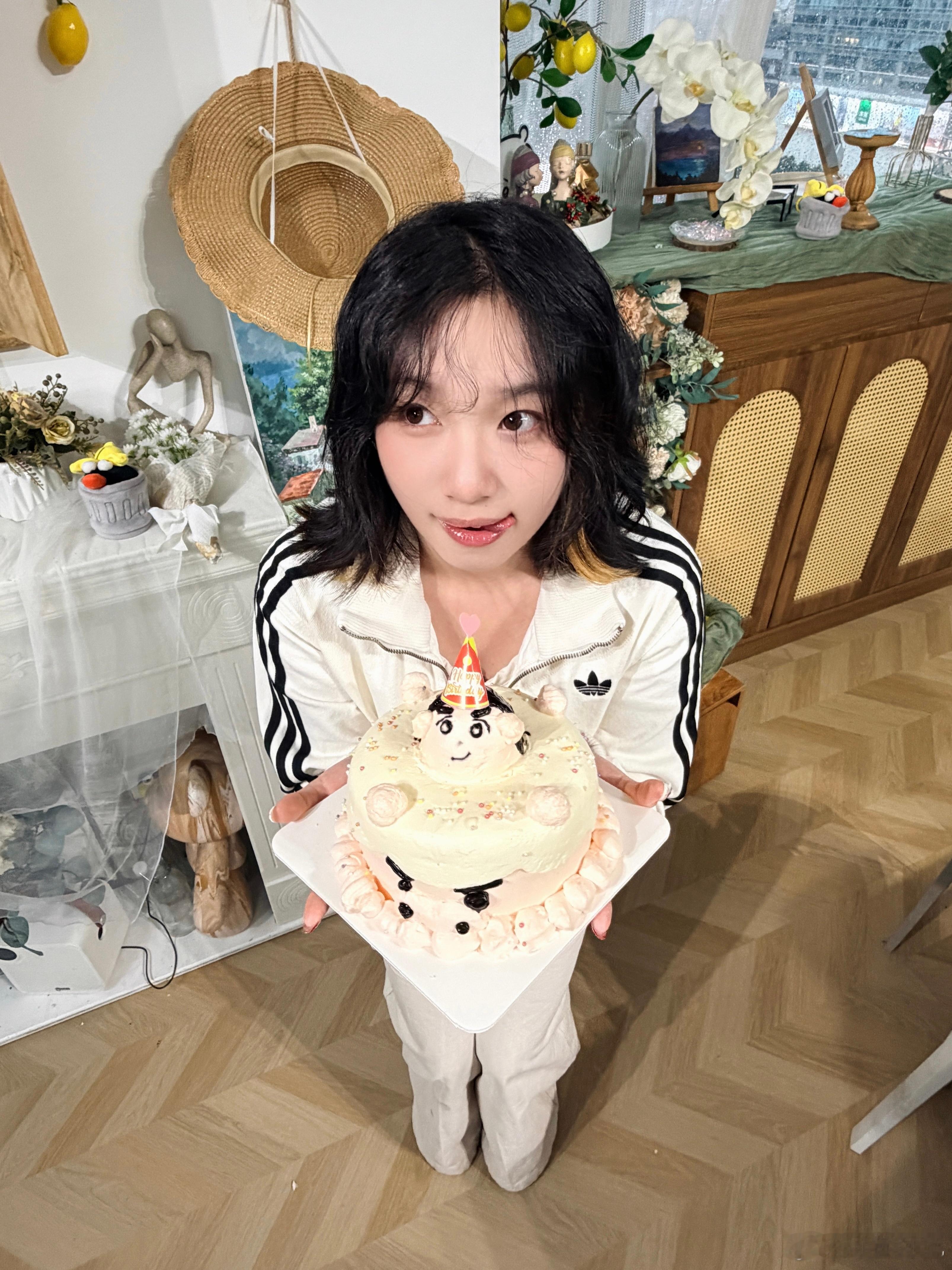 忘记自己21岁的21岁生日快乐唐怡萱