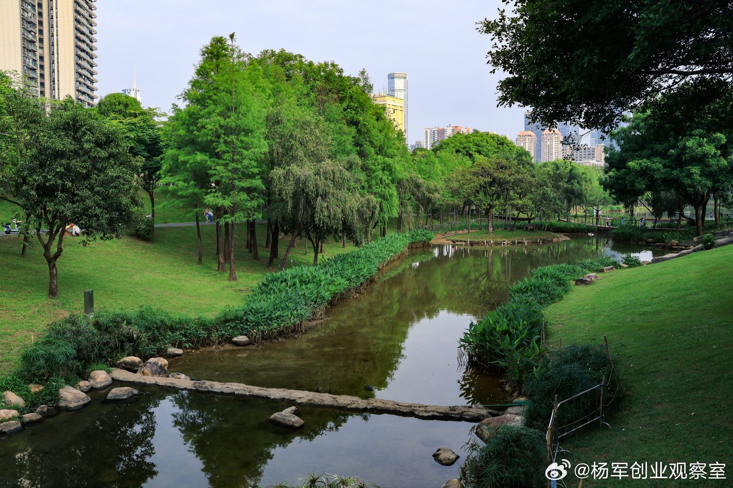剖析企业骨架：4个环节看透“赚钱机器”看财报如果只盯着利润数字，很容易掉进陷阱。