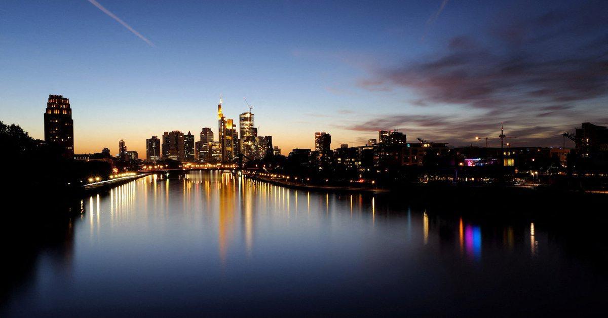 [To learn English]
The euro zone economy