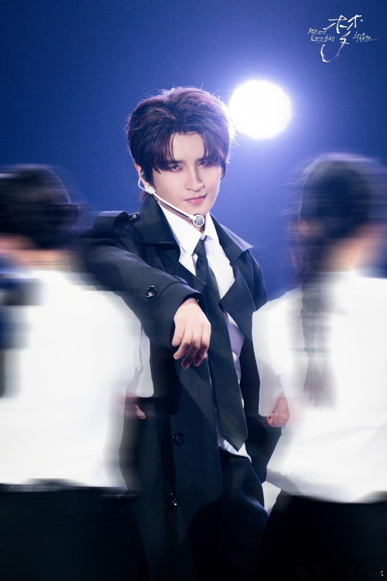 叶诗文看张远演唱会跨年 梦幻联动来袭！叶诗文带妈妈观看张远跨年演唱会，发文感慨后