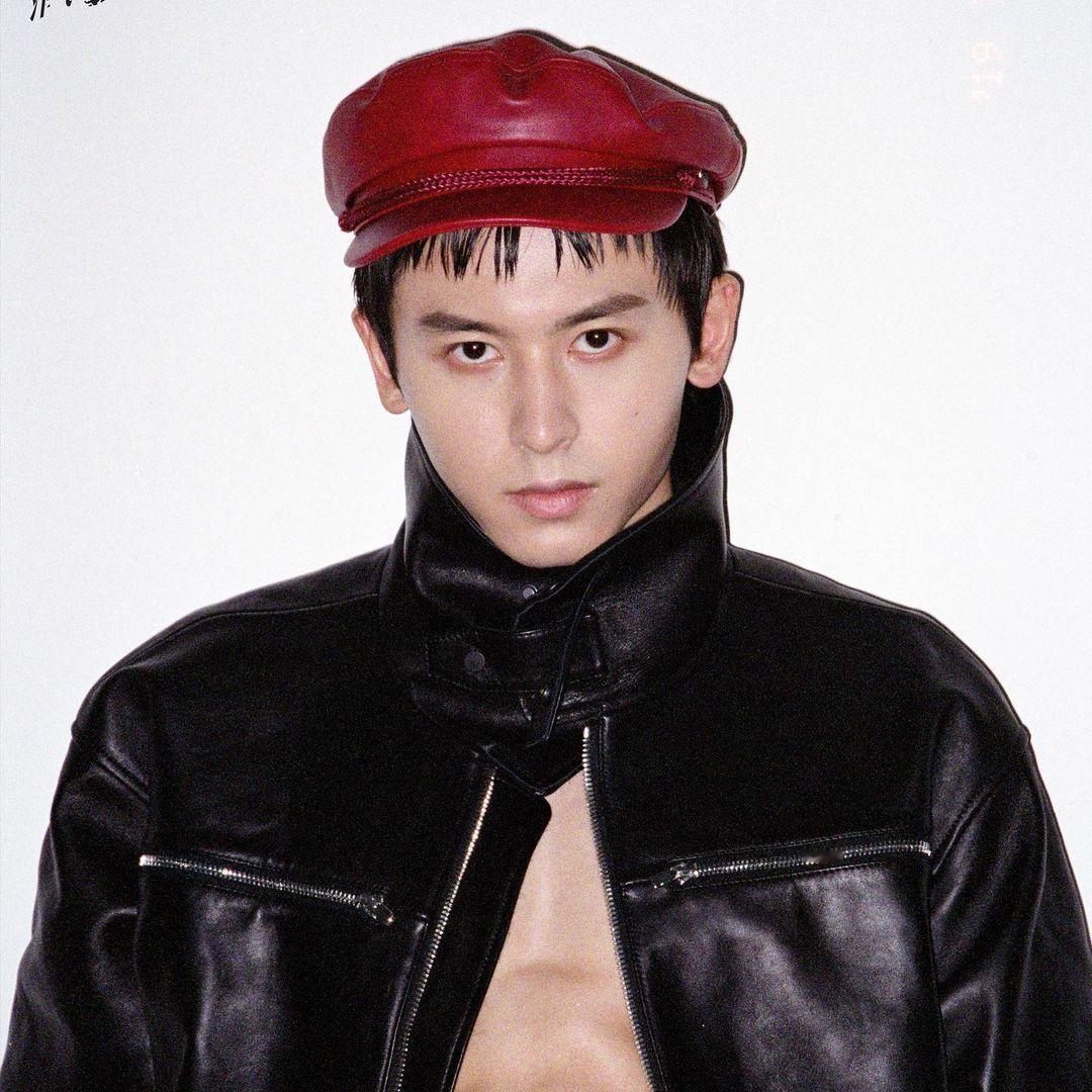龚俊 cpf 🍊  山河令 20180815 张老师Youngchic写真时尚