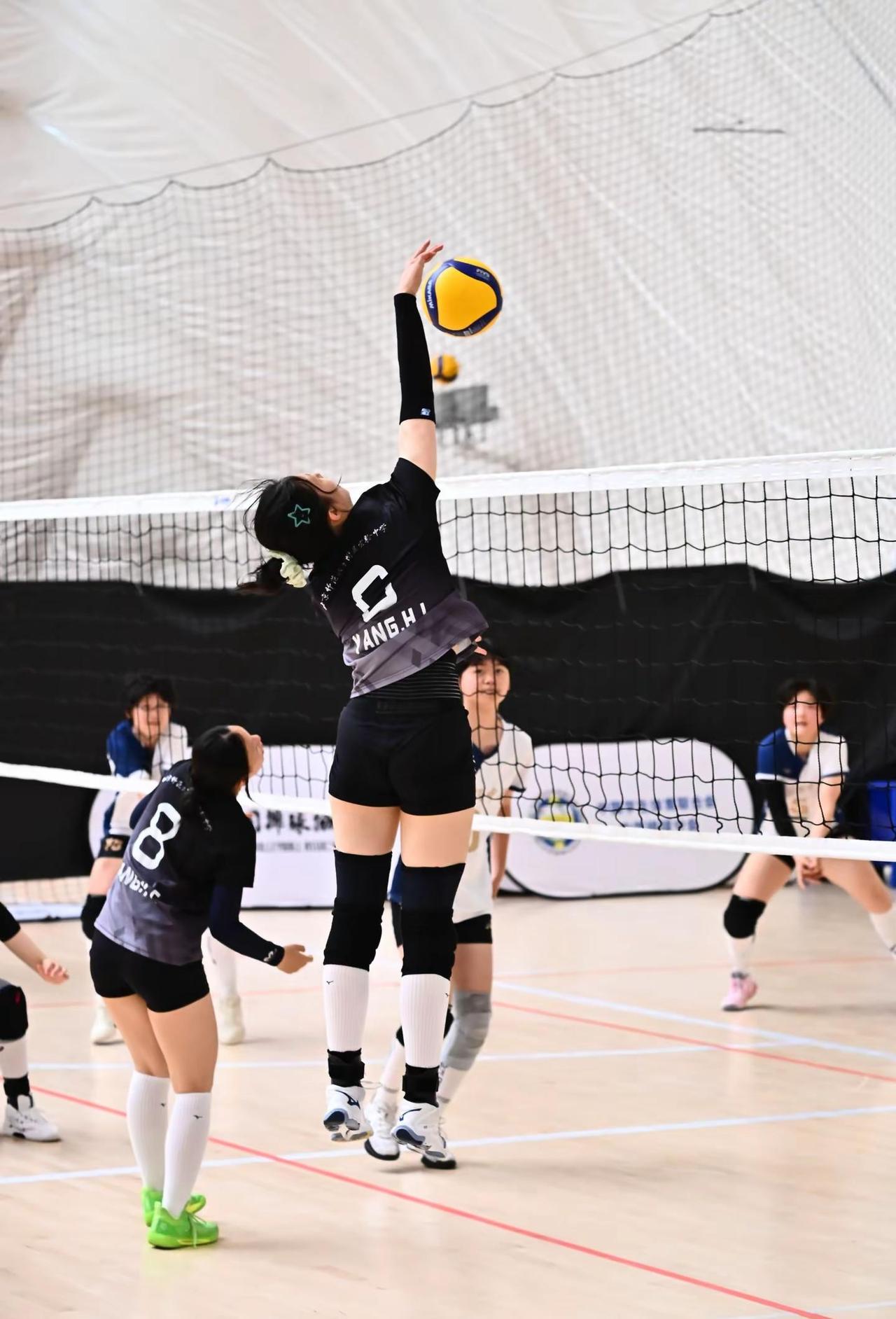 北京师范大学附属实验中学女子排球队 📷2026.7.19 河北省张家口市崇礼区