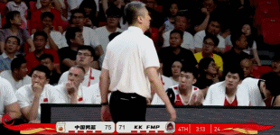 广西两个老表联手砍下34分，中国男篮却被逆转绝杀。庞峥麟和廖三宁同时砍下17分，