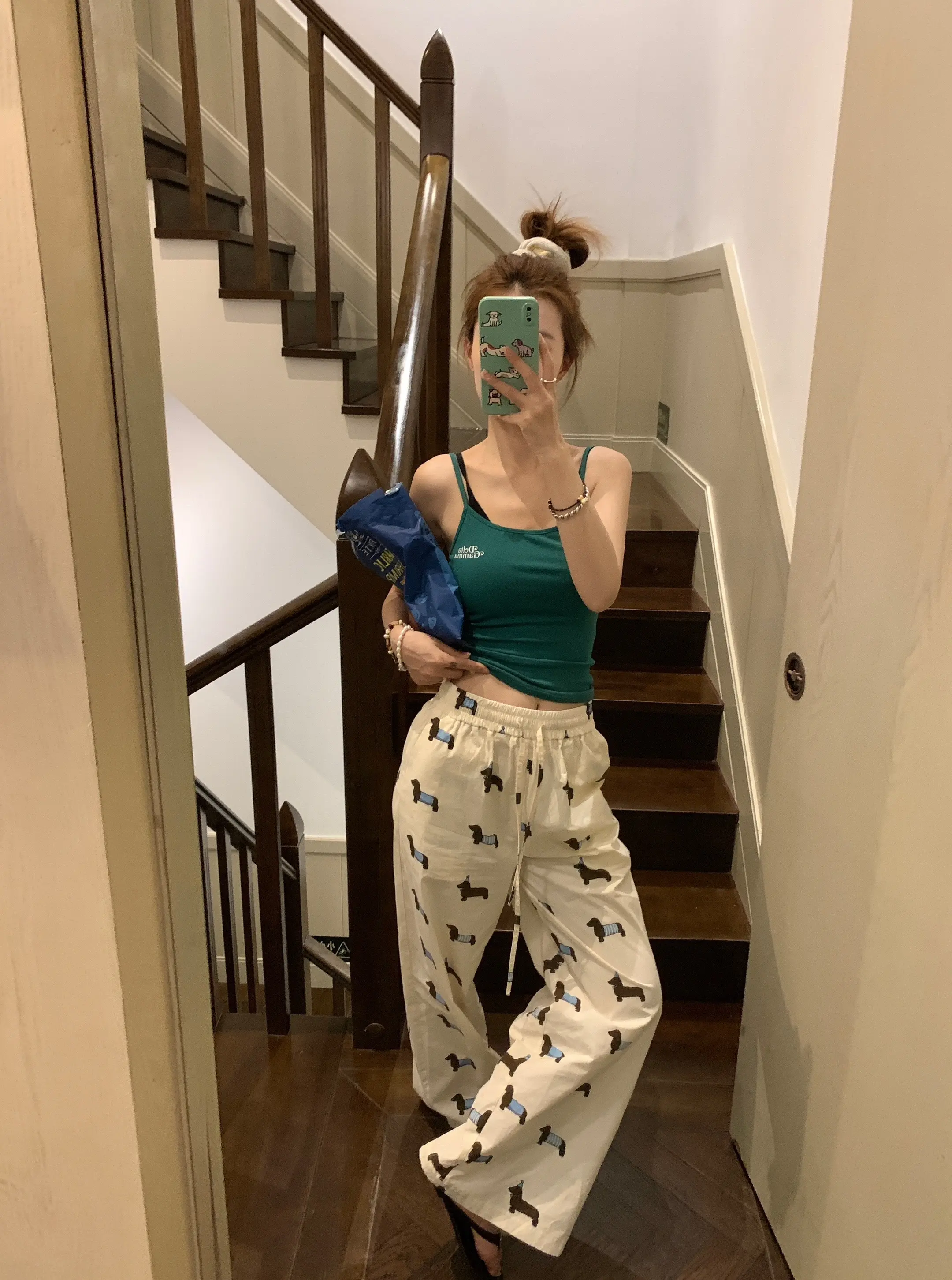 🐶。