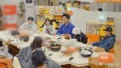 魏大勋回应被骂综艺咖周五晚高疯内娱超缺魏大勋这样的综艺人！有梗不尴尬、搞笑不低俗