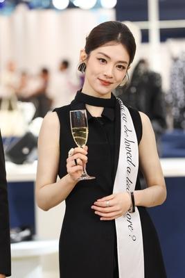 陈昊宇现身沈阳 
出席PORTS品牌活动
这气质，这状态，这穿搭
实在是太美好了