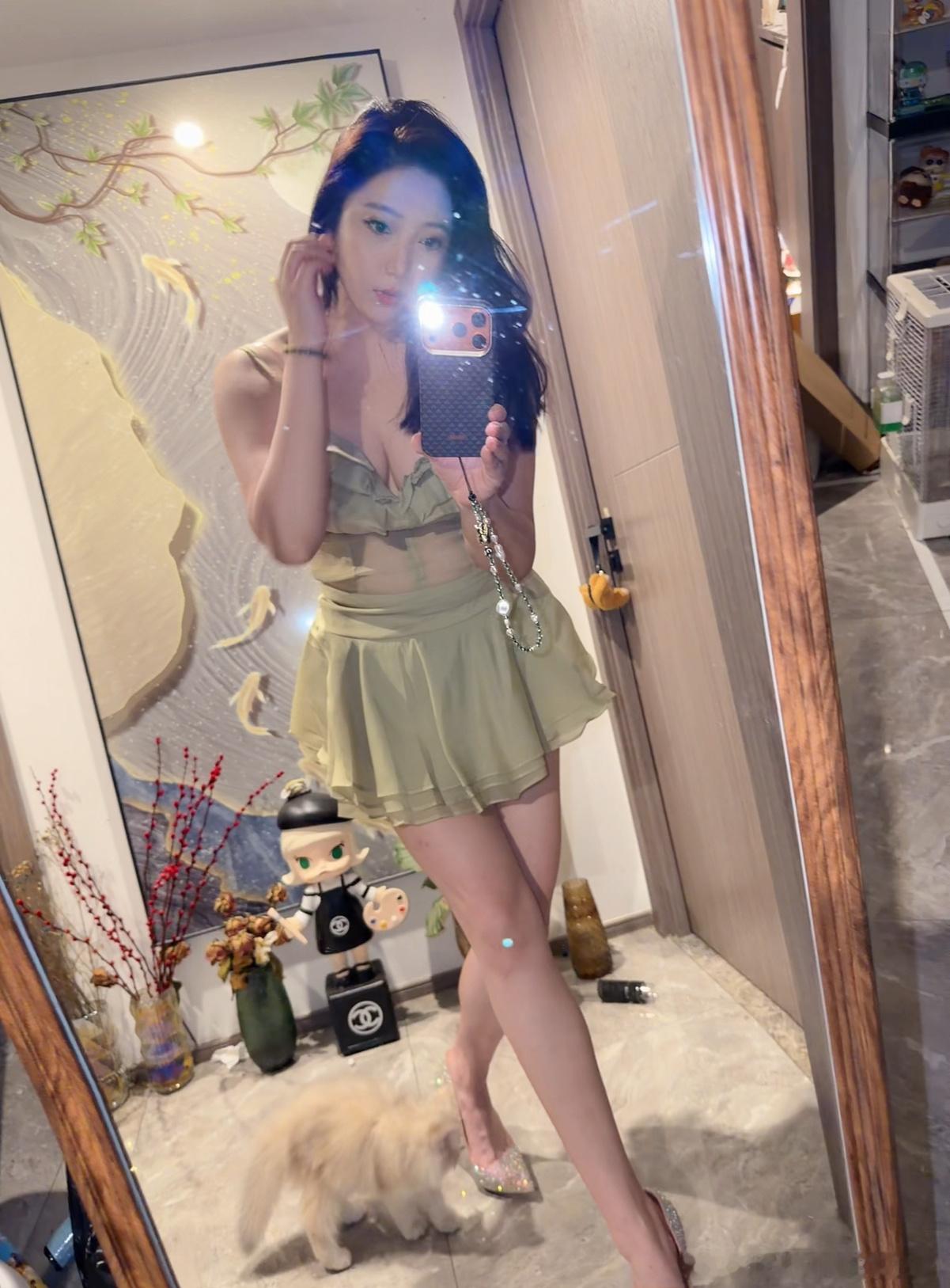 凑三张📷✨闪光灯打开拍好看一点