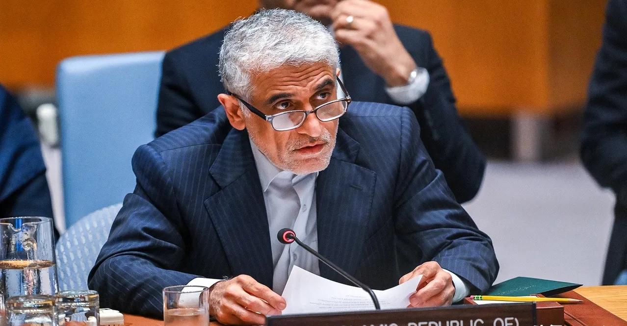 霍尔木兹海峡又紧张了，中俄一票否决安理会新决议，这事不简单。
4月7号联合国安理