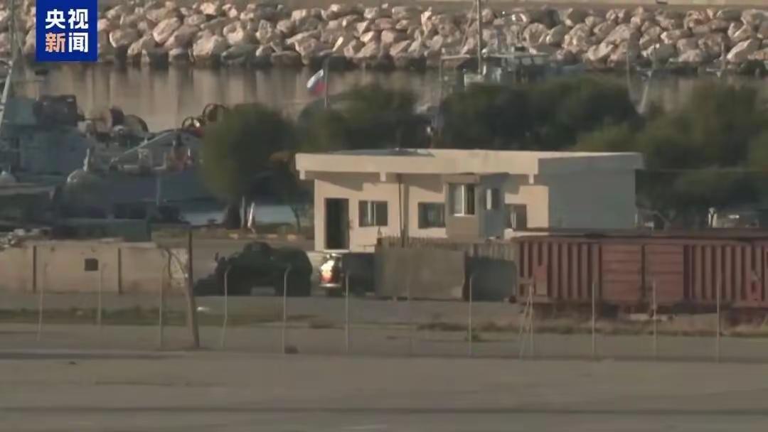 突发，时隔半年，俄军多架次大型运输机又现身叙利亚了。据10月30日俄罗斯军事观察