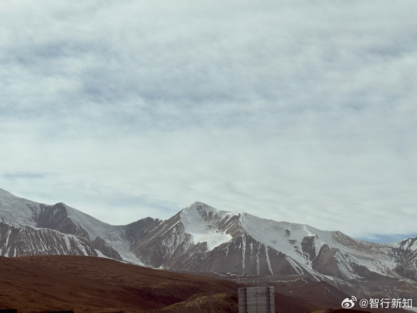 年过得太快了，根本不够用，这周单休更是落差感拉满了想起过年那段时间和老婆开着我的