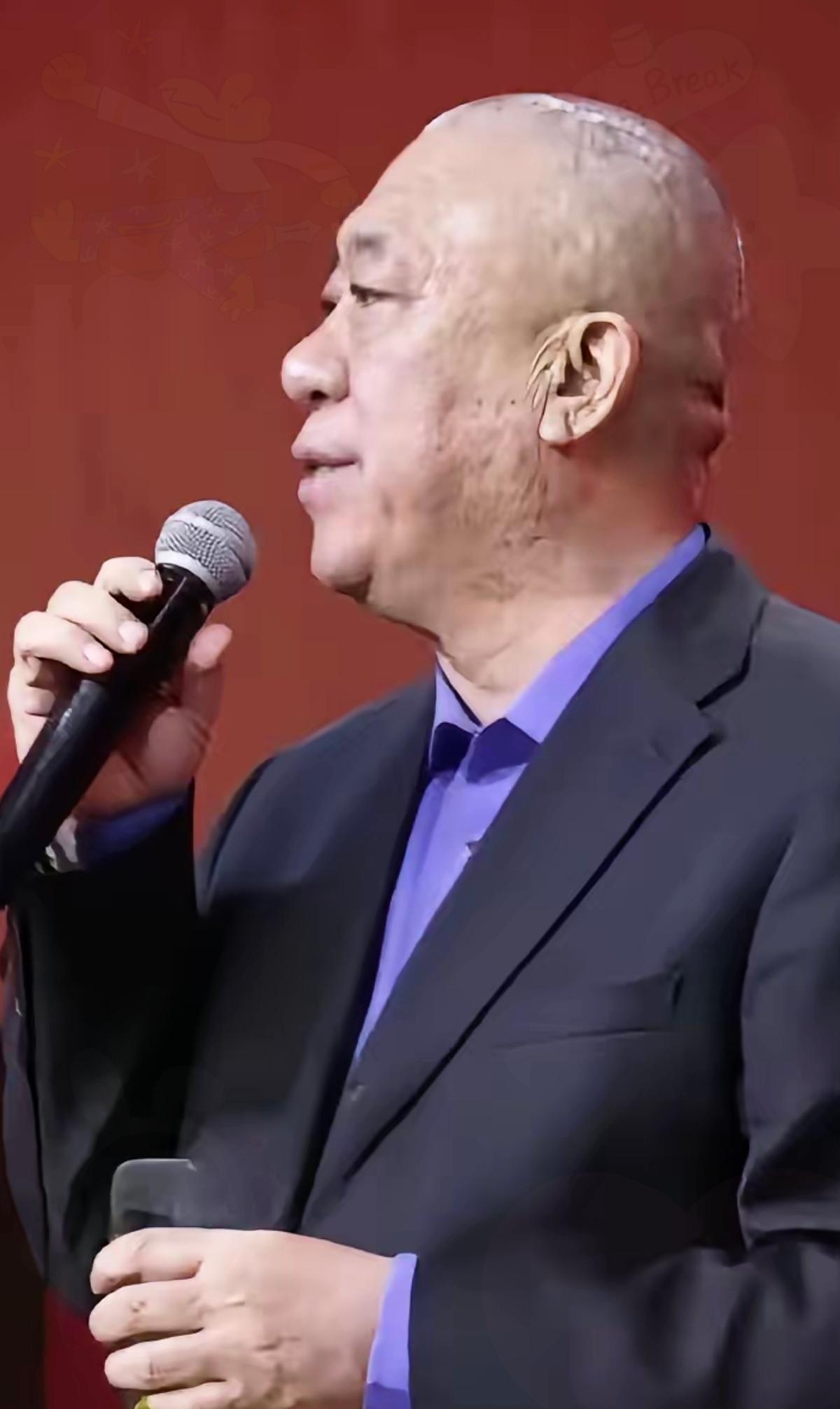 河南这场大雪，让崔培军老板的暖心操作火出圈！凌晨在公司群直言雪大不安全，允许员工