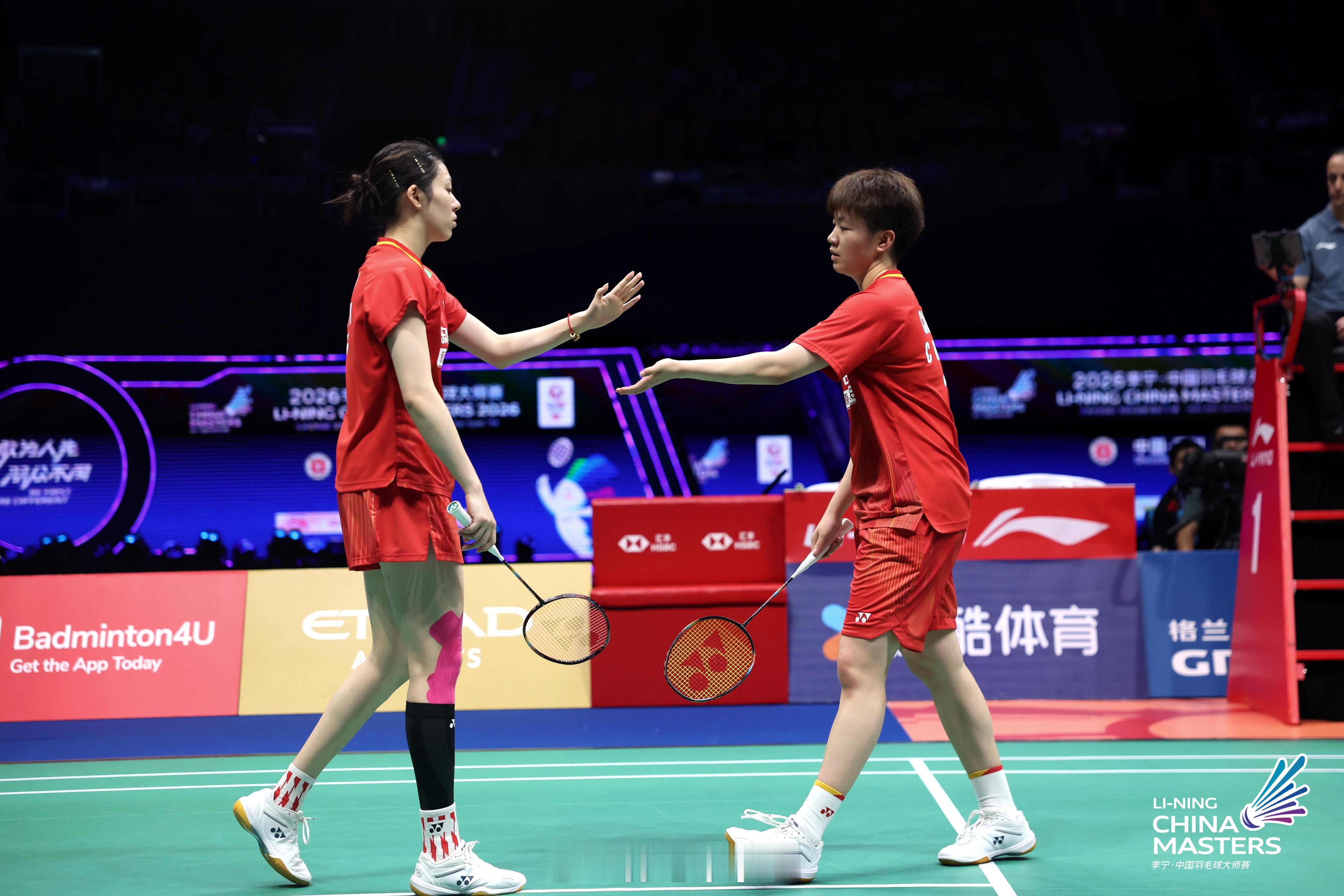 鲍骊婧/曹梓涵中国大师赛摘银中国大师赛女双决赛：鲍骊婧/曹梓涵 18-21、18
