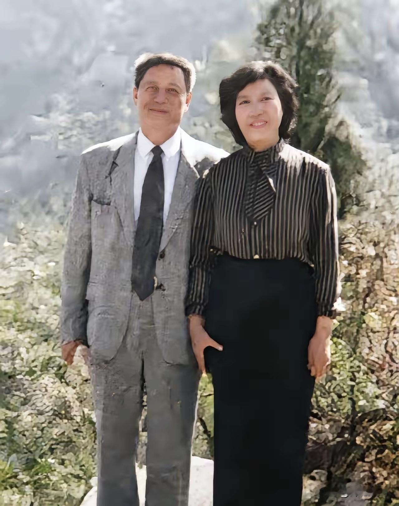 贾富元是大寨郭凤莲的丈夫，他1942年出生，是一位军人出身，两人均为山西省昔阳县