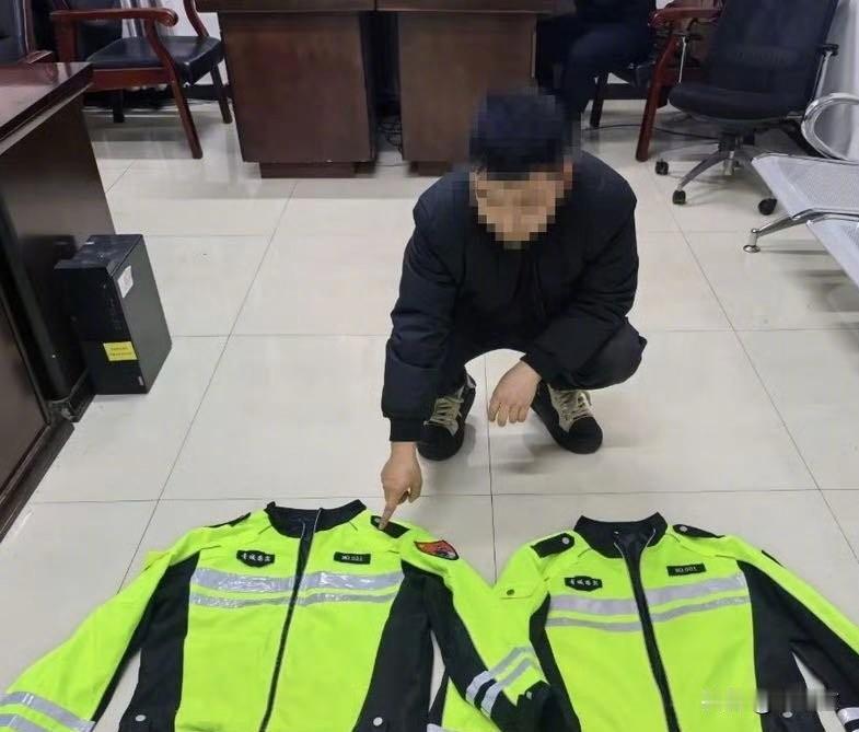 为撑场面拼了？8人穿仿制警服给婚礼开道，被罚到悔青肠子！
 
最近呼和浩特这事儿