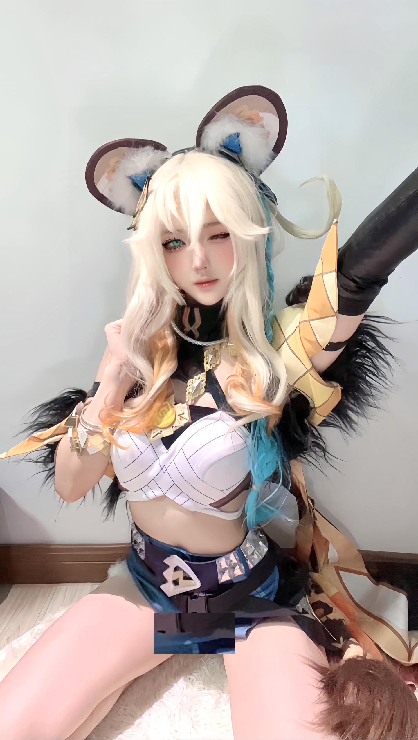 喵？想要豹豹吗。