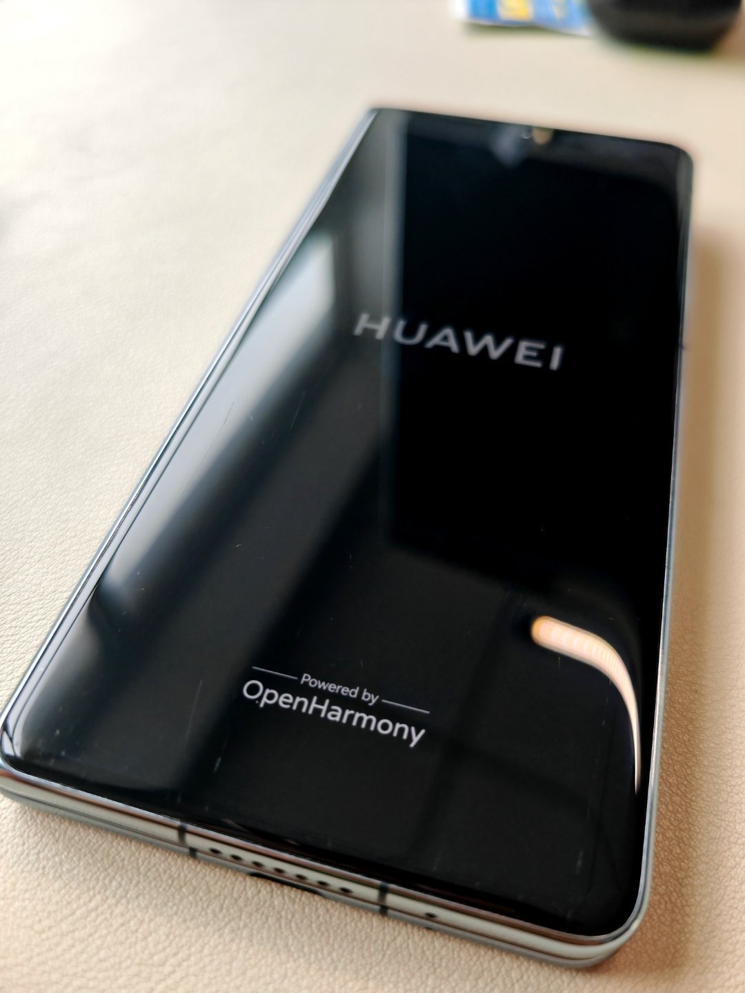 Powered by OpenHarmony！！！不再是 Android 了！！