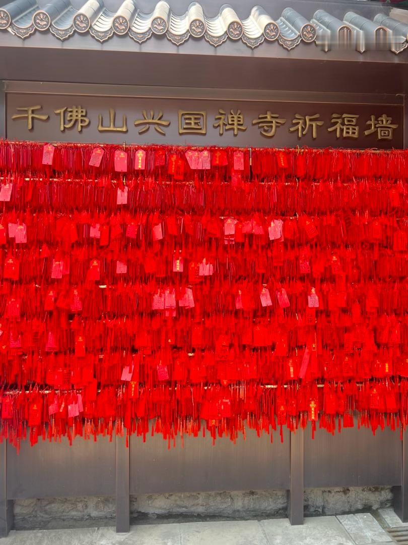 除了至亲之人，不必费力去修复任何一段关系。成年人的世界，隔阂一旦形成，难以轻易消