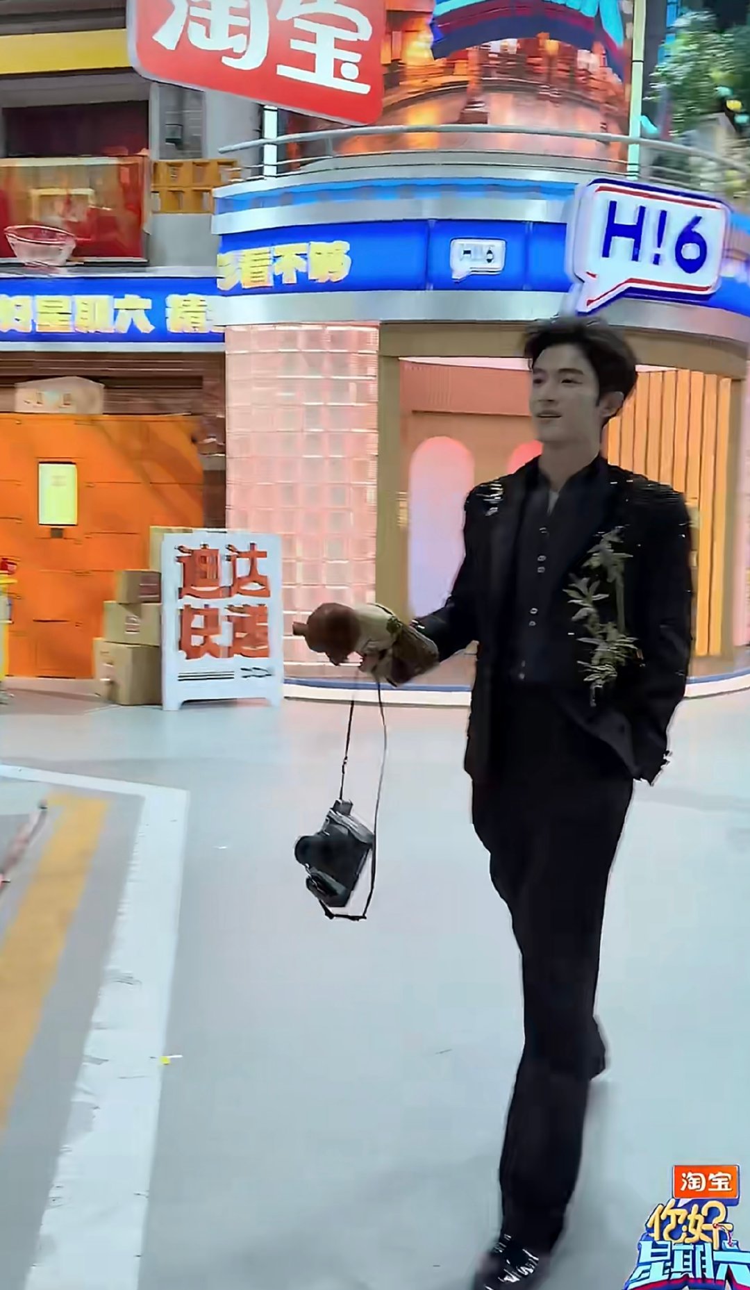 赖伟明吃不了辣的福建人王星越赖伟明已读乱回 老棣方打卡甜度与笑点双在线！王星越无