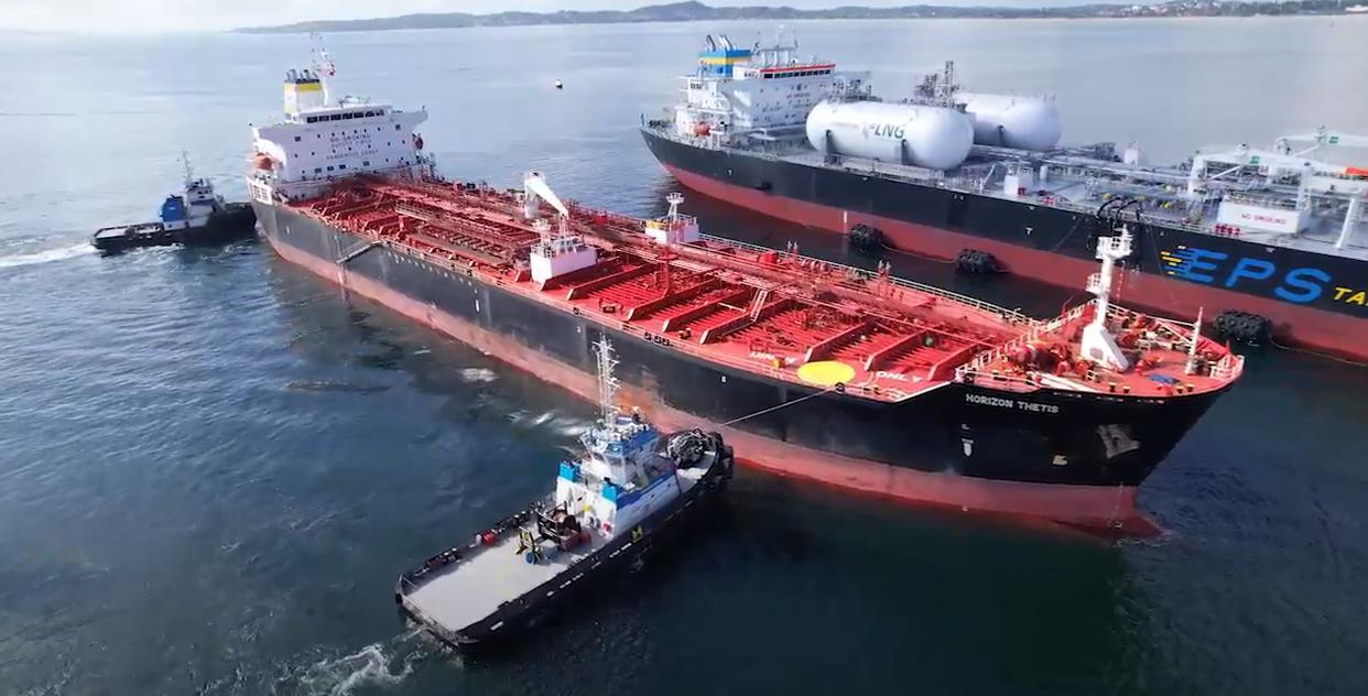 中东一打起来，咱们普通人最关心的，其实不是谁赢谁输，而是油价涨不涨、菜价贵不贵、