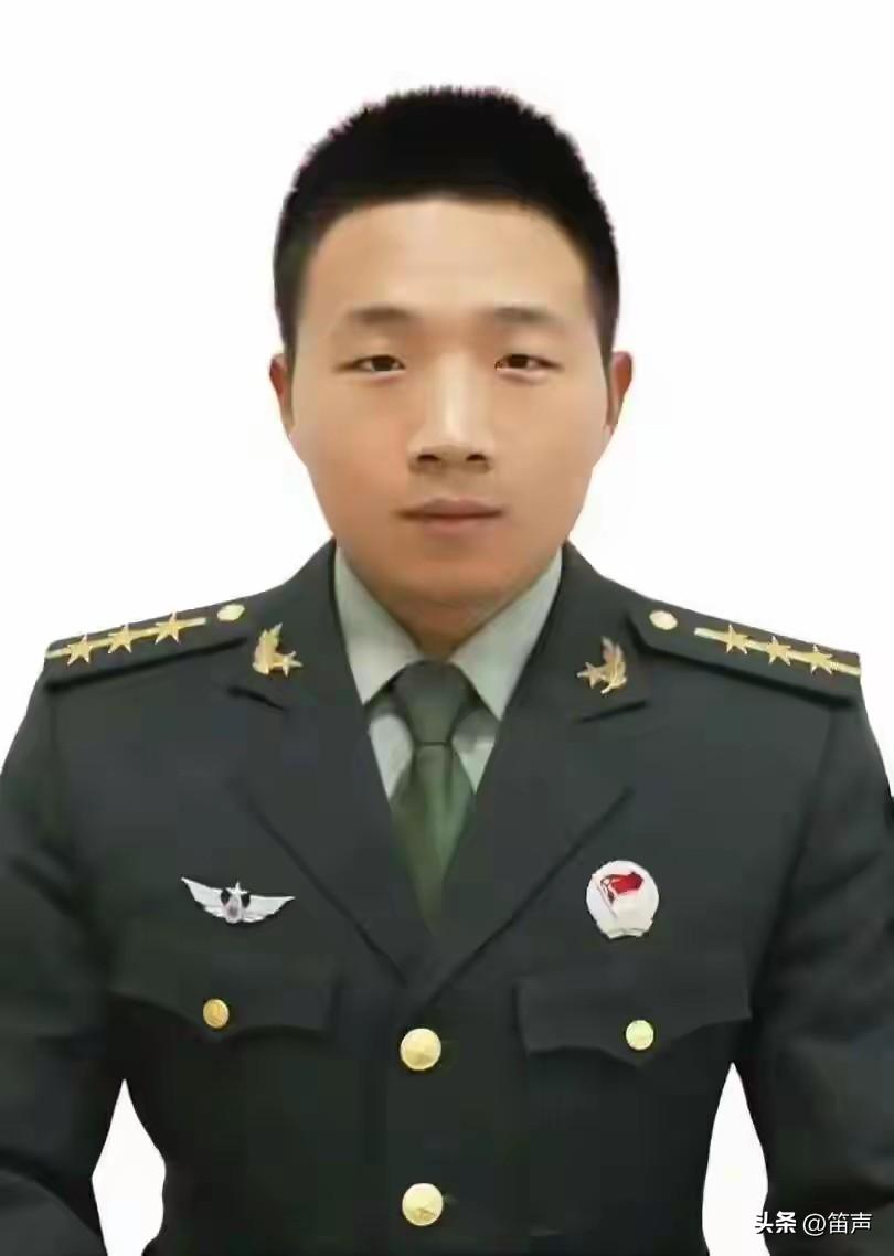 泪目了
两次荣立三等功，多次获评“四有”优秀个人，这个91年的军人，为救落水妇女
