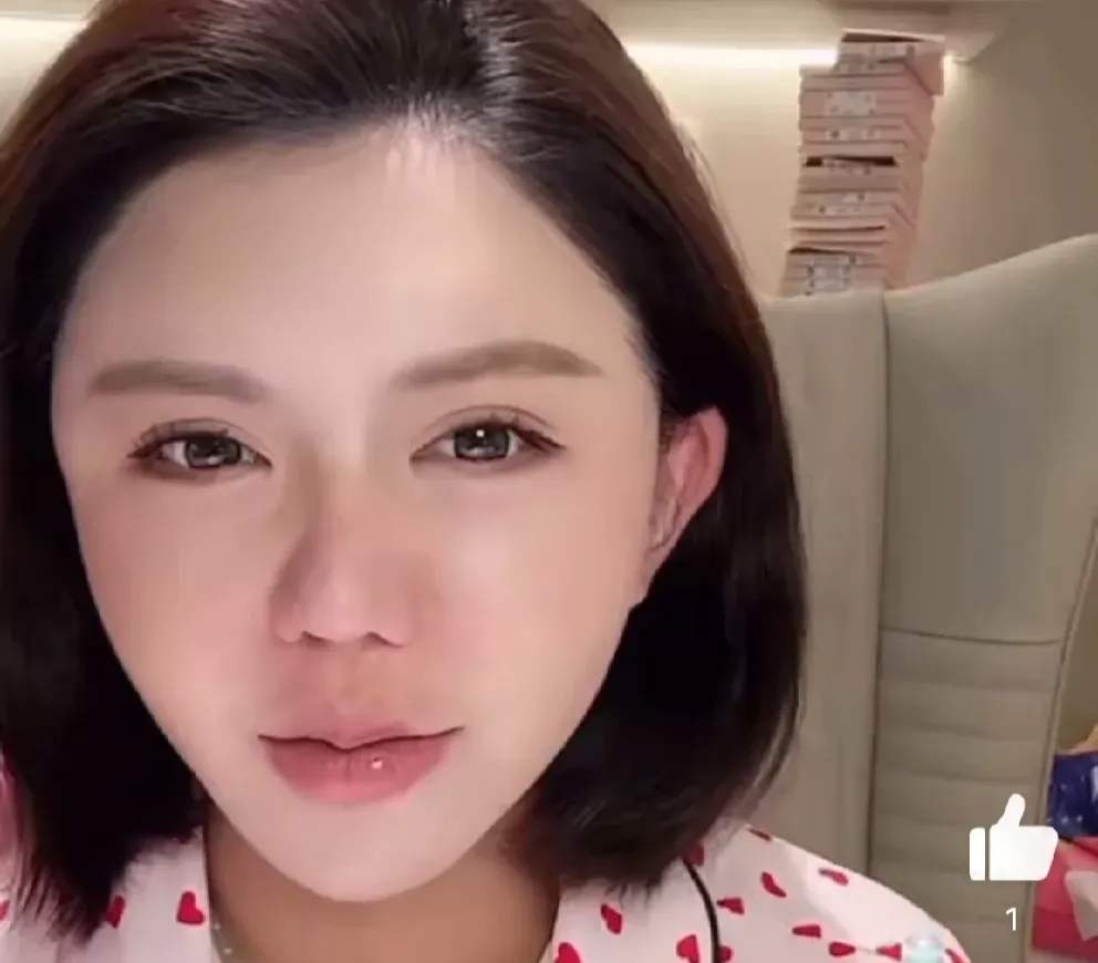 韩安冉指出殷世航行为不端，多次助推其登上热搜，占比至少两成。虽然殷世航偶尔也对我